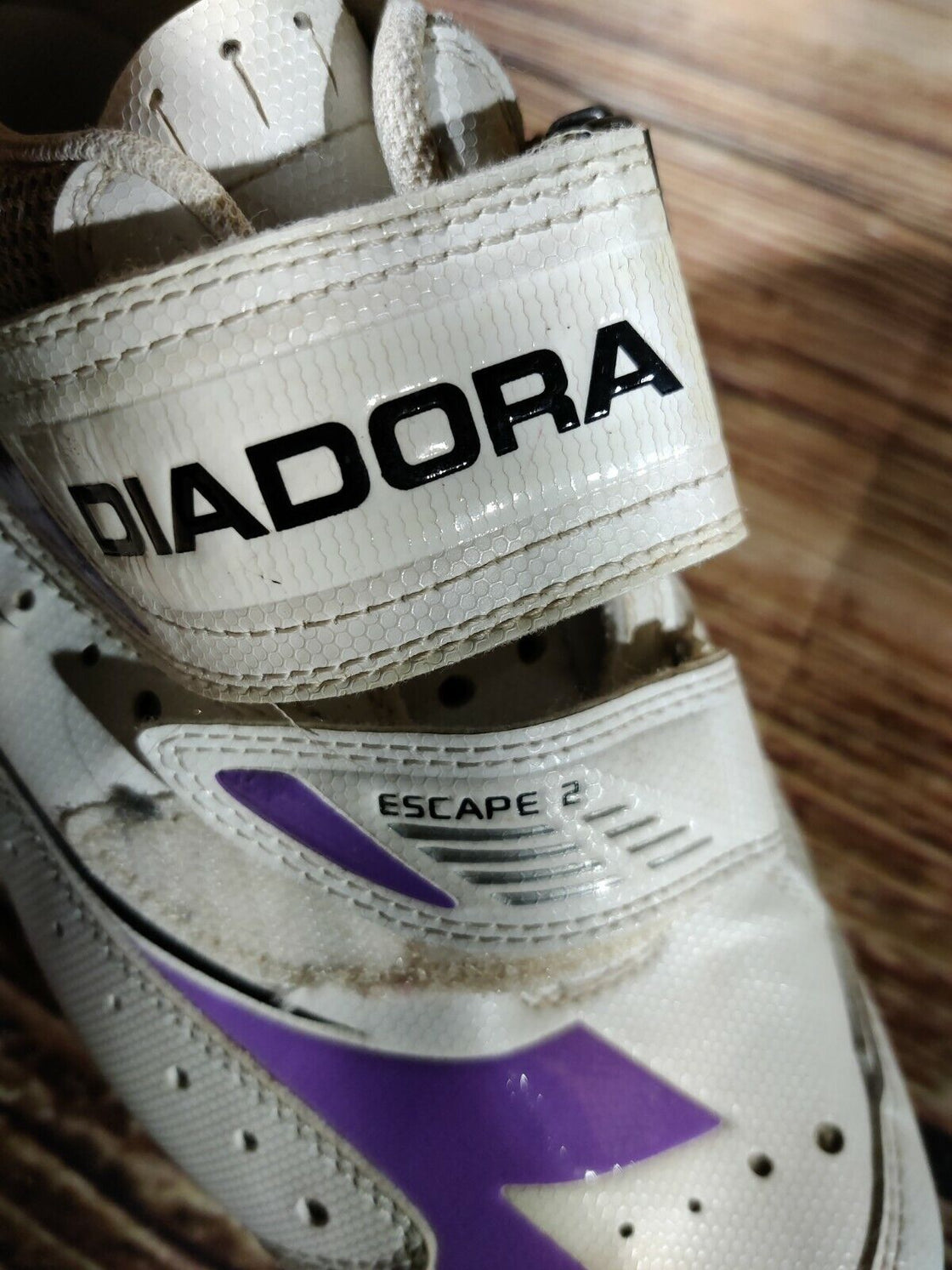 DIADORA Escape 2 Cycling MTB Shoes Mountain Bike Boots 2 Bolts Ladies EU41 US9.5