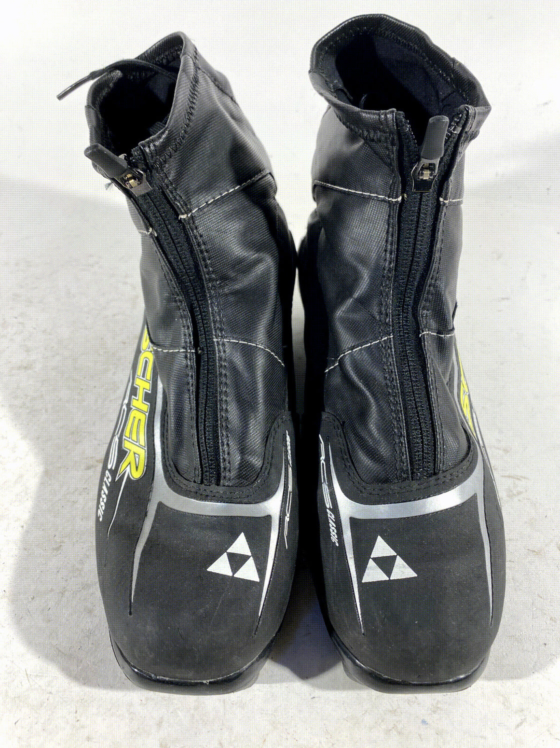 Fischer RCS Classic Nordic Cross Country Ski Boots Size EU42 US9 NNN 214