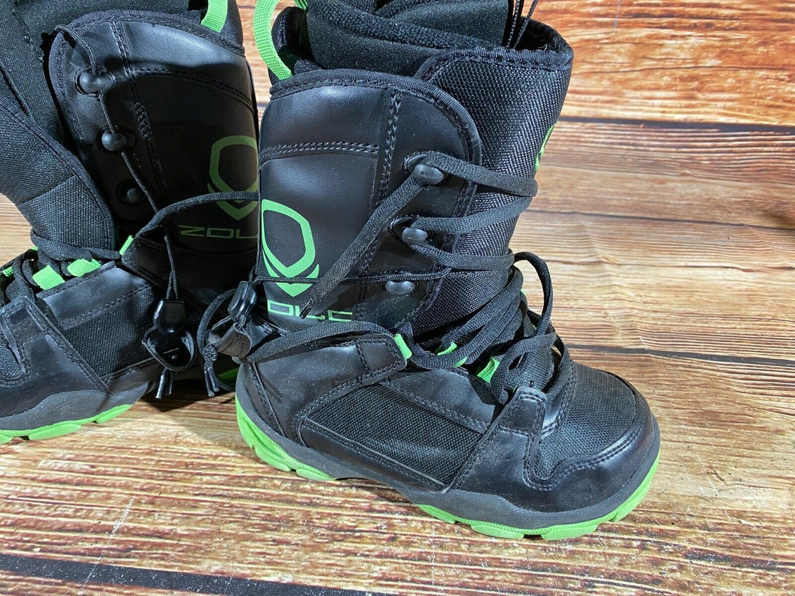 ZOLO Snowboard Boots Size EU35, US4, UK3, Mondo 215 mm C