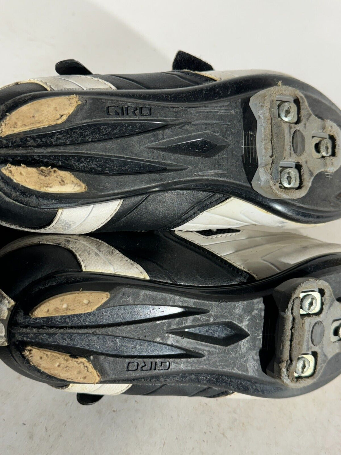 GIRO Apeckx Cycling Road Shoes EU43 US9.5 Mondo 272 cs492