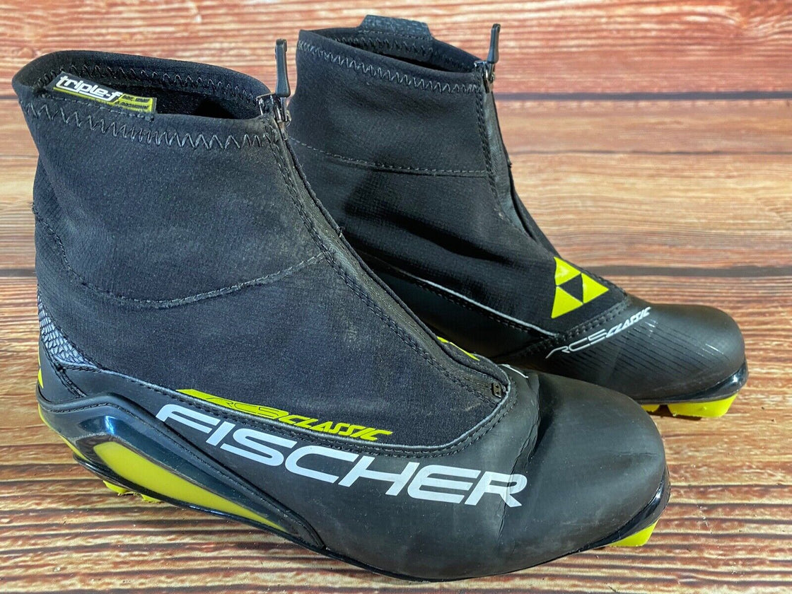 Fischer RC3 Classic Nordic Cross Country Ski Boots Size EU41 US8 NNN