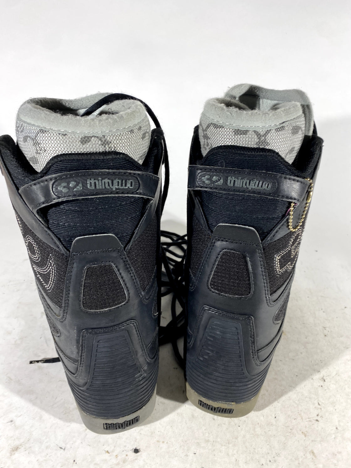 THIRTYTWO Snowboard Boots Size EU42.5, US9.5, UK8.5, Unisex Mondo 270 mm