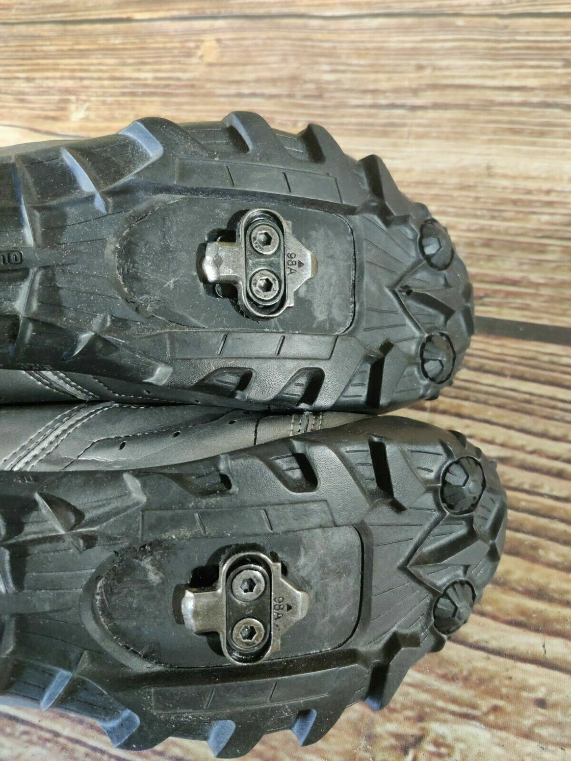 SHIMANO M063 Cycling MTB Shoes Mountain Bike Shoes Size EU40 MTB Shoes