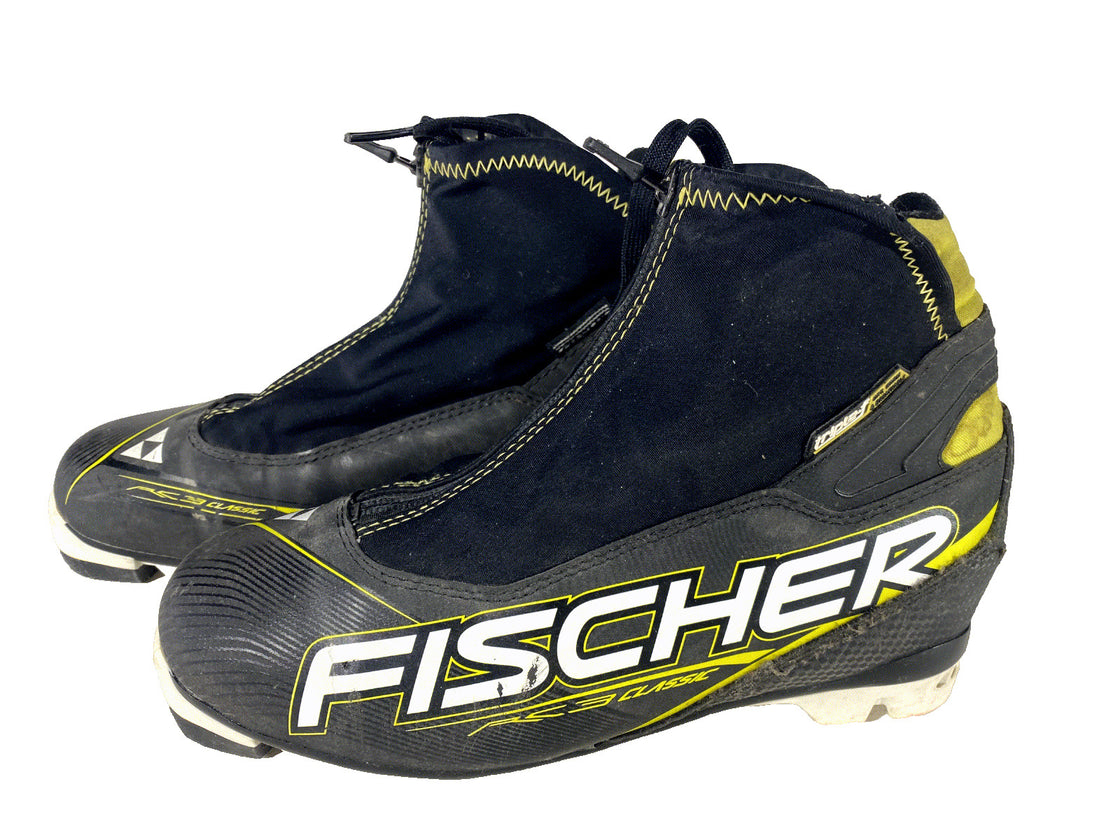 Fischer RC3 Classic Nordic Cross Country Ski Boots Size EU38 US6 NNN