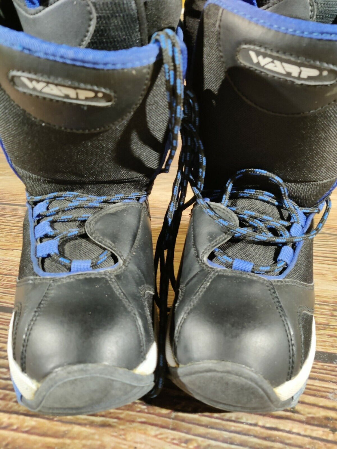 WARP Snowboard Boots Size EU39, US7, UK6, Mondo 245 mm B