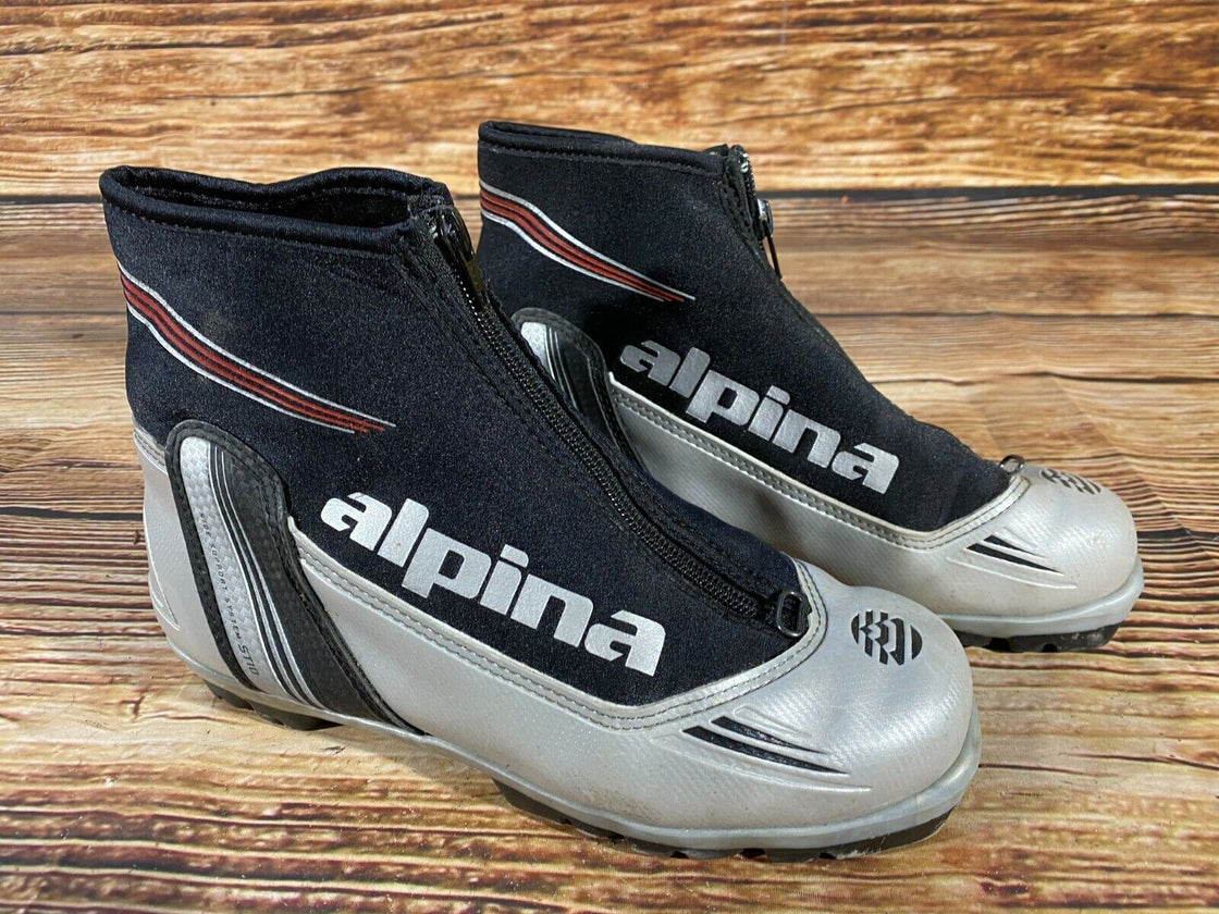 Alpina ST10 Nordic Cross Country Ski Boots Size EU38 US6 NNN bindings