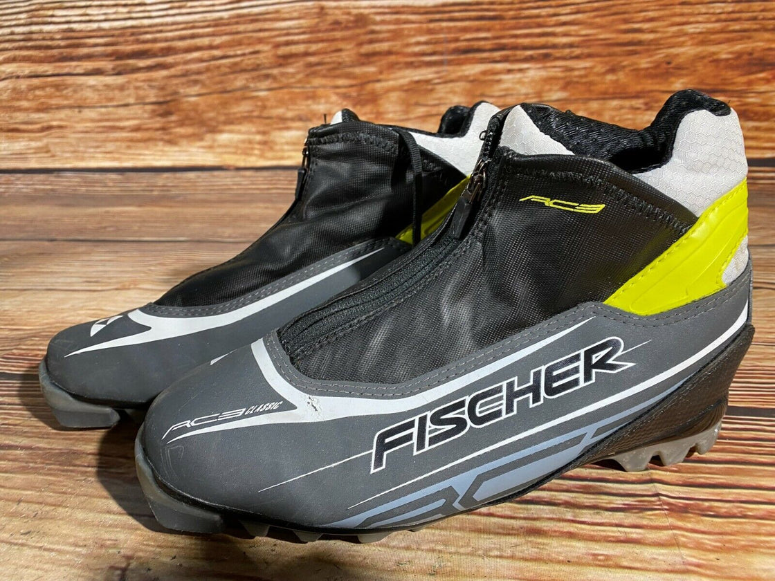 Fischer RC3 Classic Cross Country Ski Boots Size EU39 US7 NNN binding