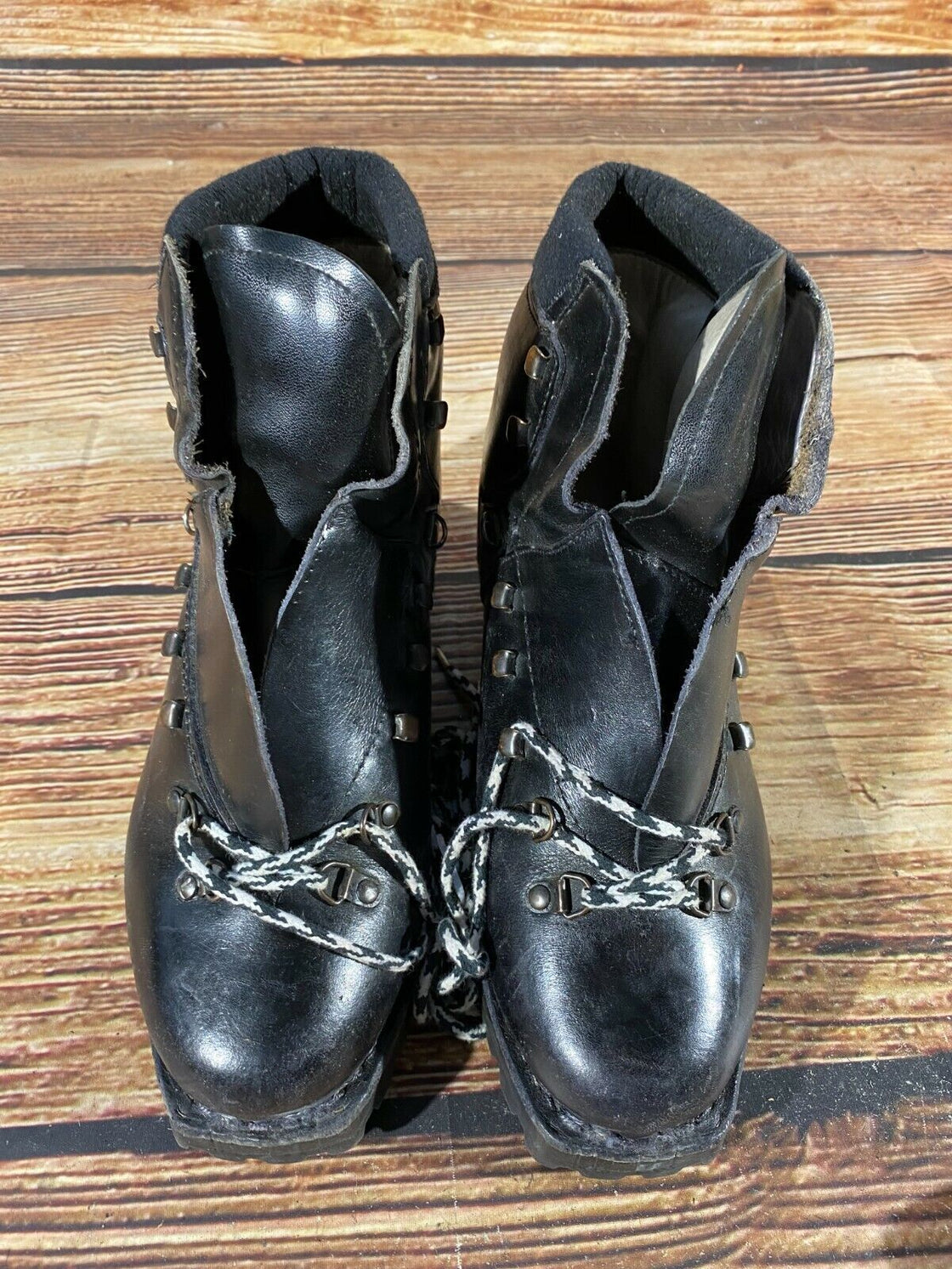 DACHSTEIN Leather Vintage Alpine Ski Boots EU42 US8.5 Mondo 270 Cable Bindings