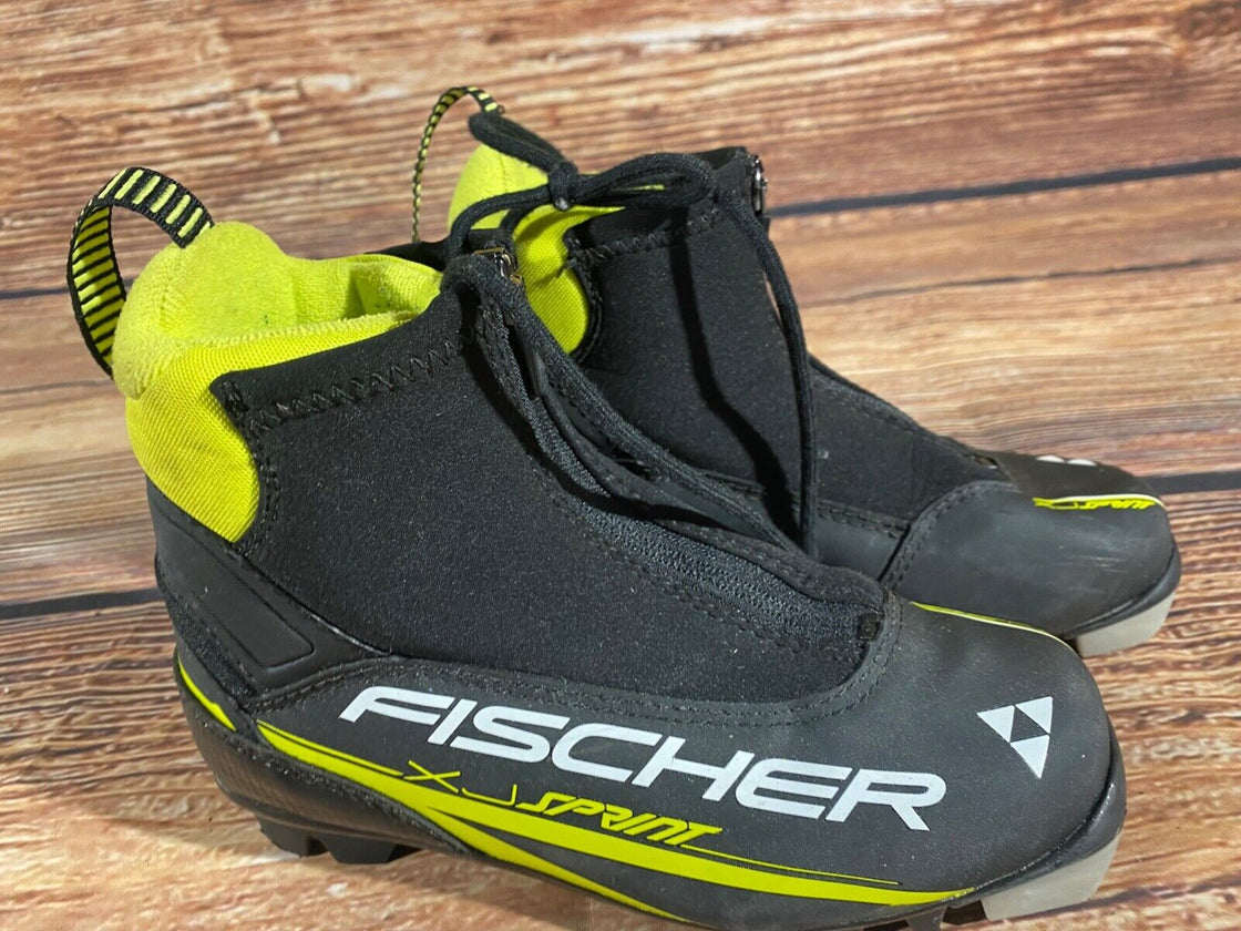 Fischer XJ Sprint Kids Cross Country Ski Boots Size EU35 US3.5 NNN F-480