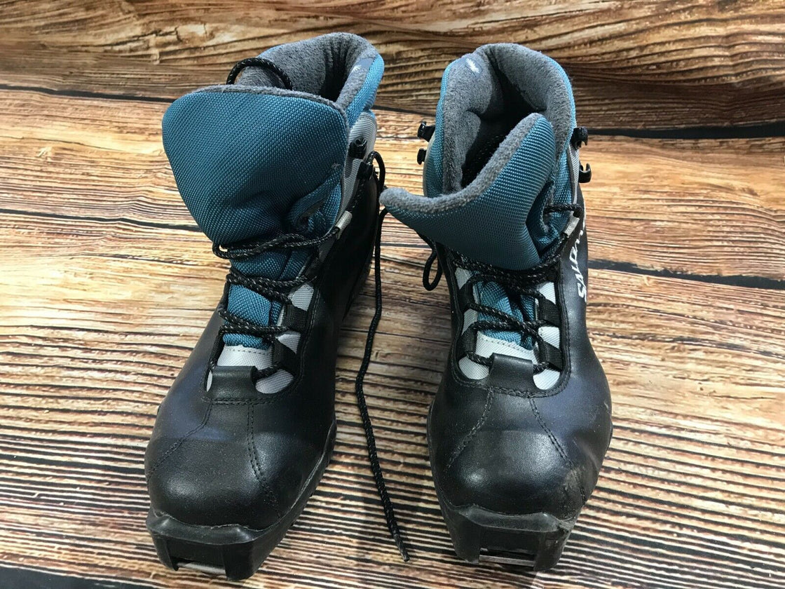 SALOMON Cross Country Ski Boots Size EU42 US9.5 SNS Profil