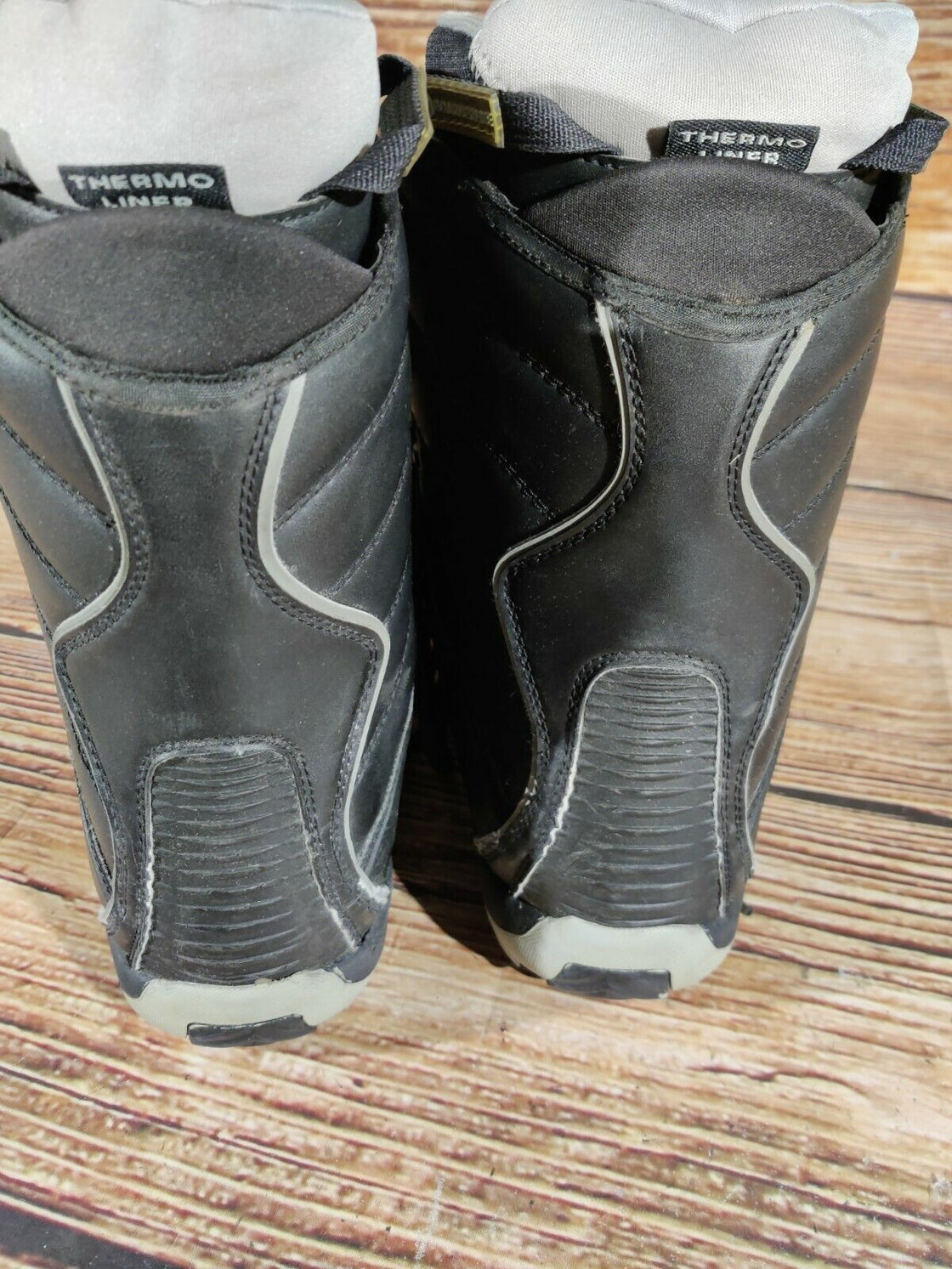 STUF Snowboard Boots Size EU41, US9, UK8, Mondo 260 mm A