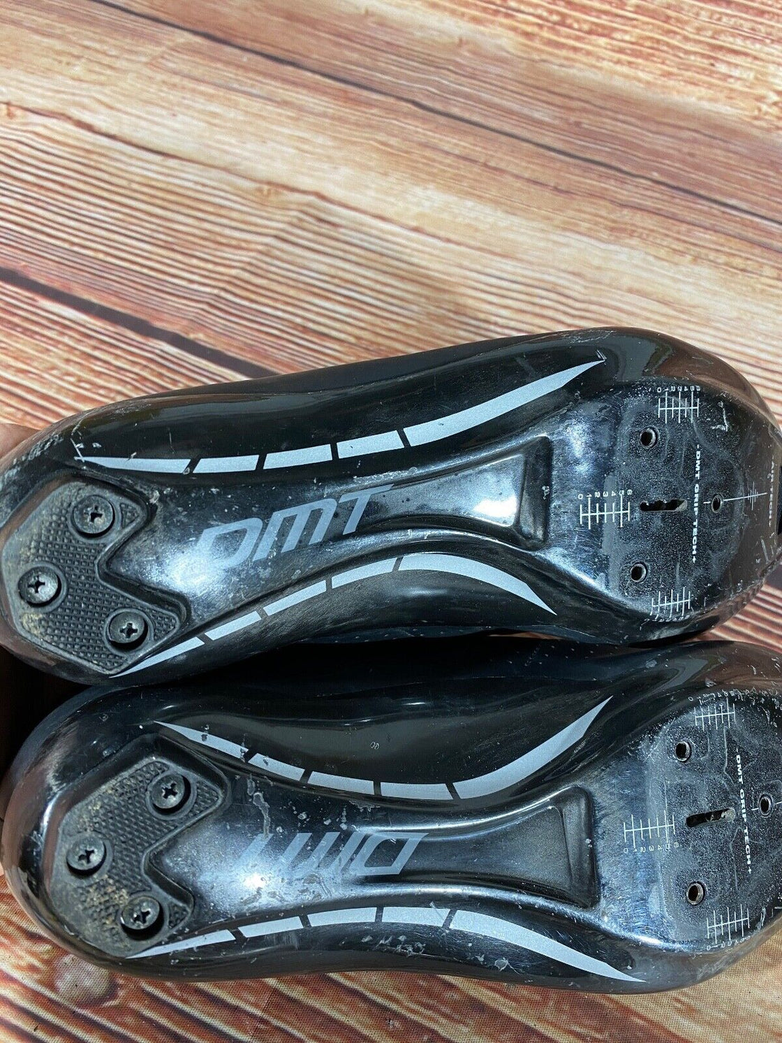 DMT R1 Boa Road Cycling Shoes Size 3 Bolts EU41.5 US8 Mondo 262