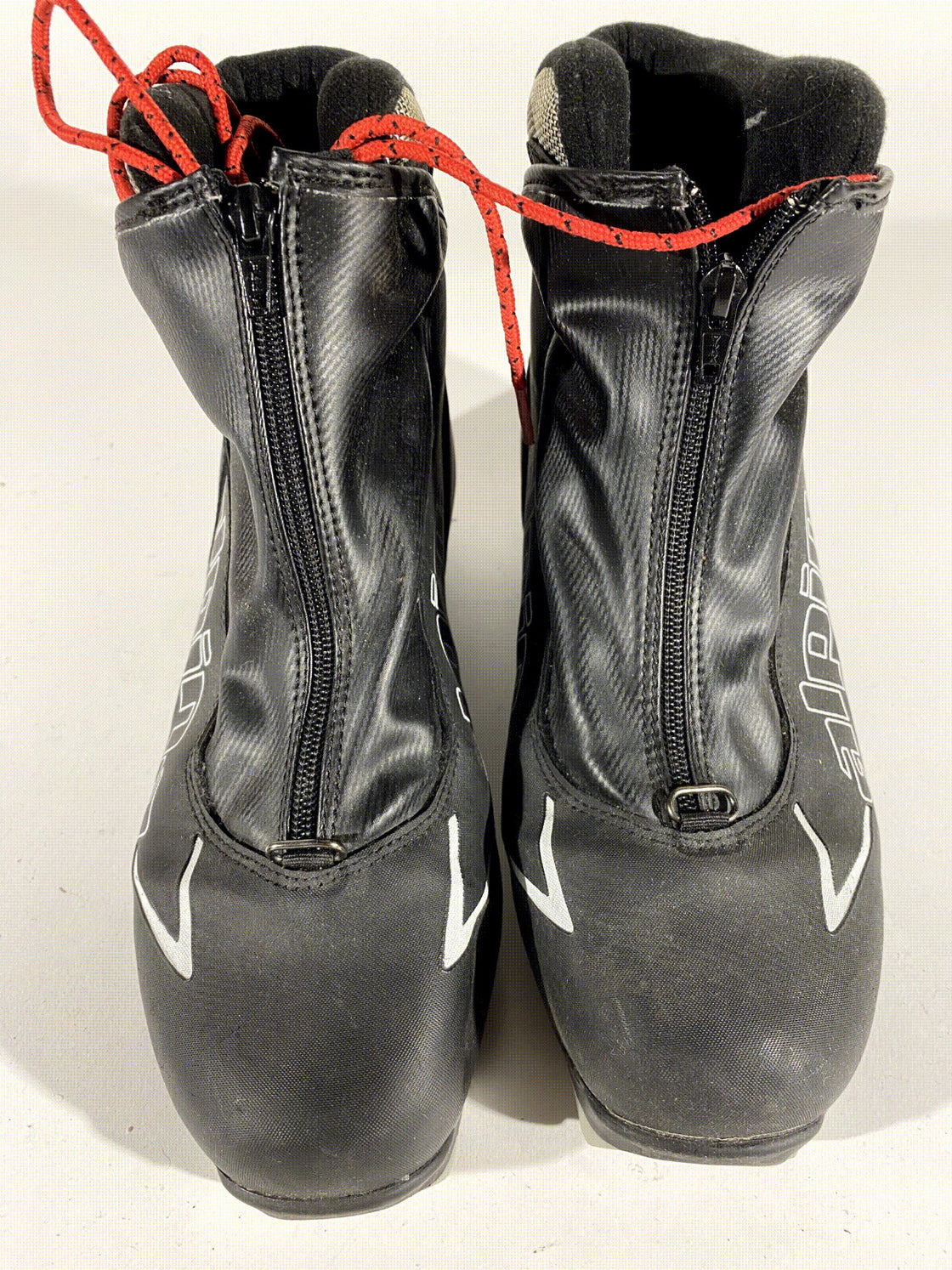 Alpina T5Plus Nordic Cross Country Ski Boots Size EU43 US9.5 for NNN