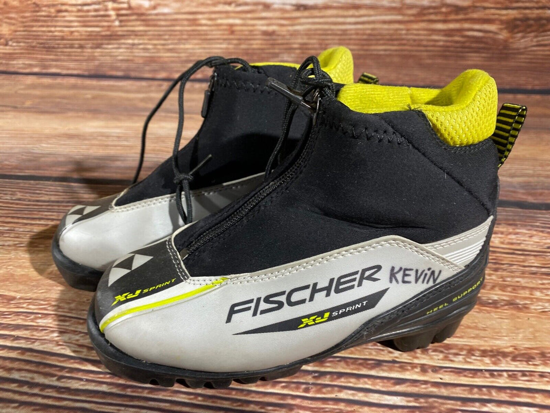 Fischer XJ Sprint Kids Cross Country Ski Boots Size EU31 U12.5 NNN F-592