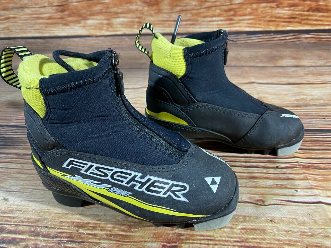 Fischer XJ Sprint Kids Nordic Cross Country Ski Boots Size EU26 NNN F-180