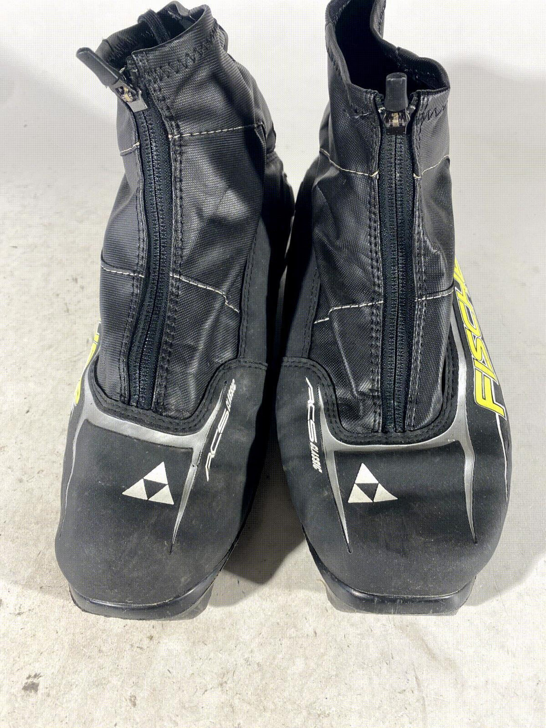 Fischer RC5 Classic Nordic Cross Country Ski Boots Size EU43 US9.5 NNN