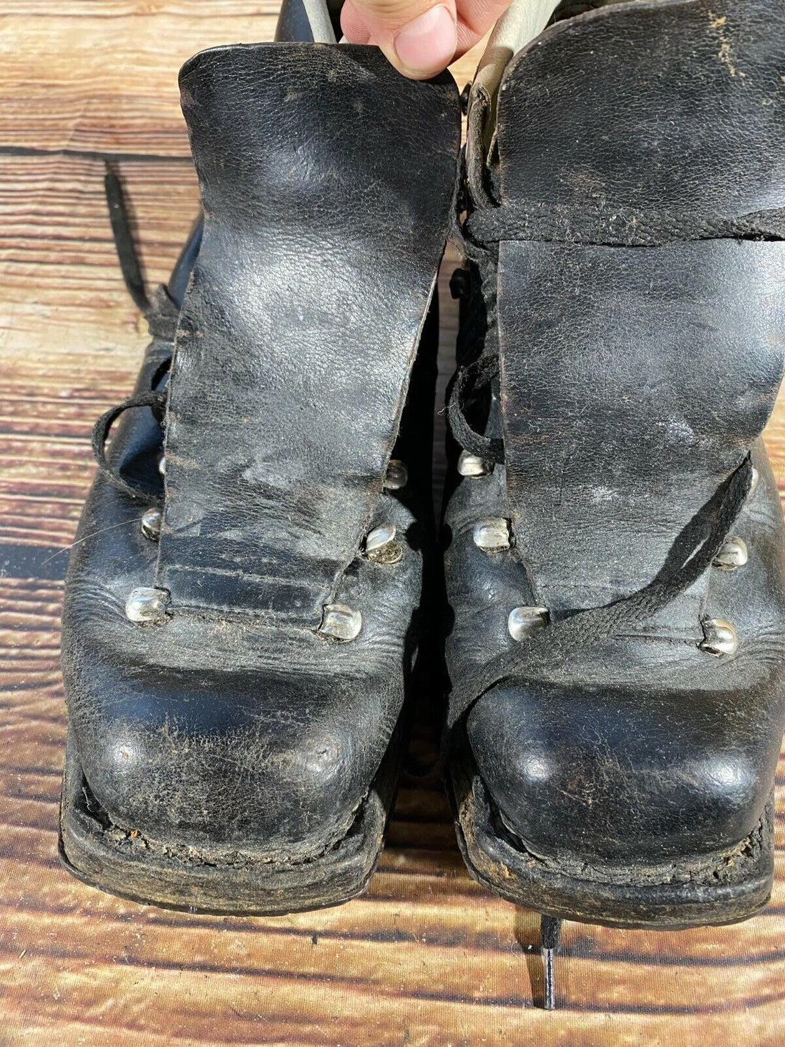 GRENOBLE Vintage Cross Country Ski Boot Kandahar Cable Binding EU44 US10 KL24