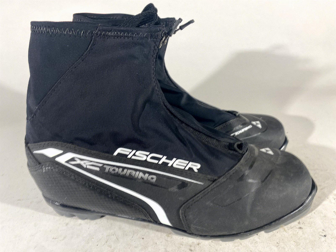 Fischer XC Touring Nordic Cross Country Ski Boots Size EU42 US9 NNN