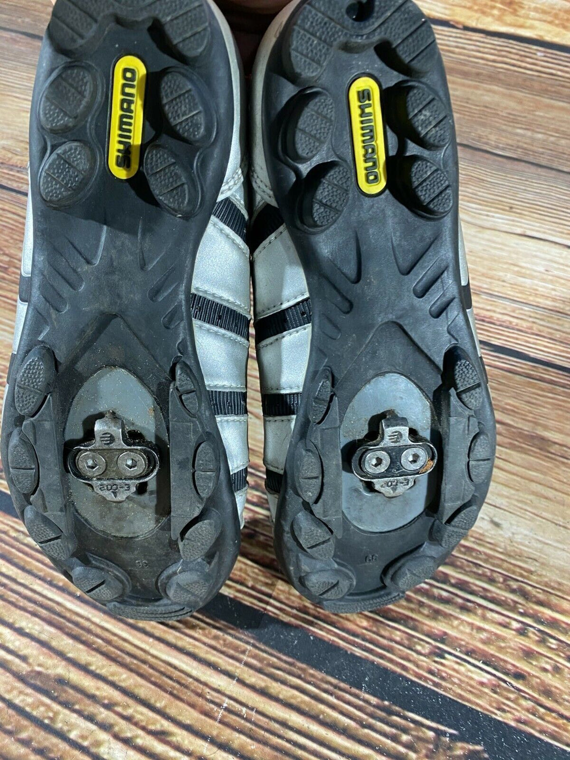 SHIMANO M120 Cycling MTB Shoes Mountain Biking Boots Size EU39 with Cleats