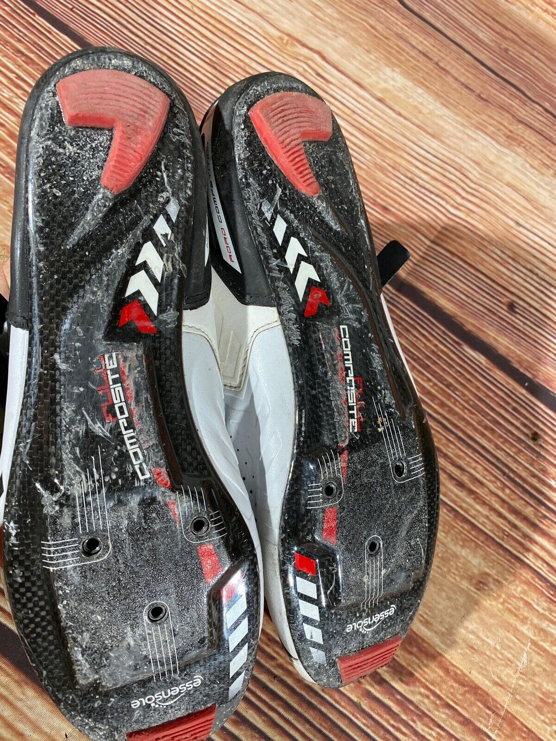 BTWIN Carbon Road Cycling Shoes Size 3 Bolts EU43 US9 Mondo 276