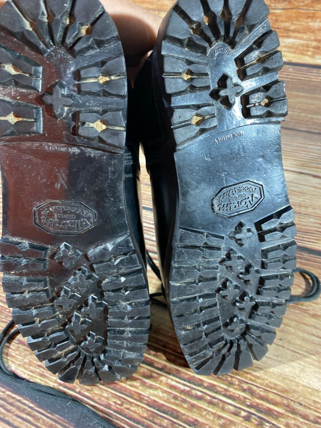 SCARPA ASOLO Vintage Alpine Ski Boots EU37 US4 Mondo 232 Cable Bindings KL83