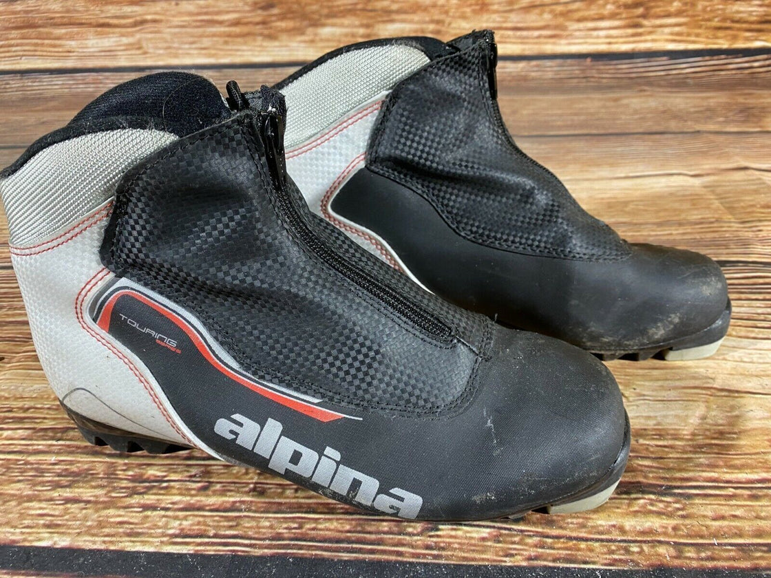 Alpina Touring Nordic Cross Country Ski Boots Size EU40 US7.5 NNN bindings