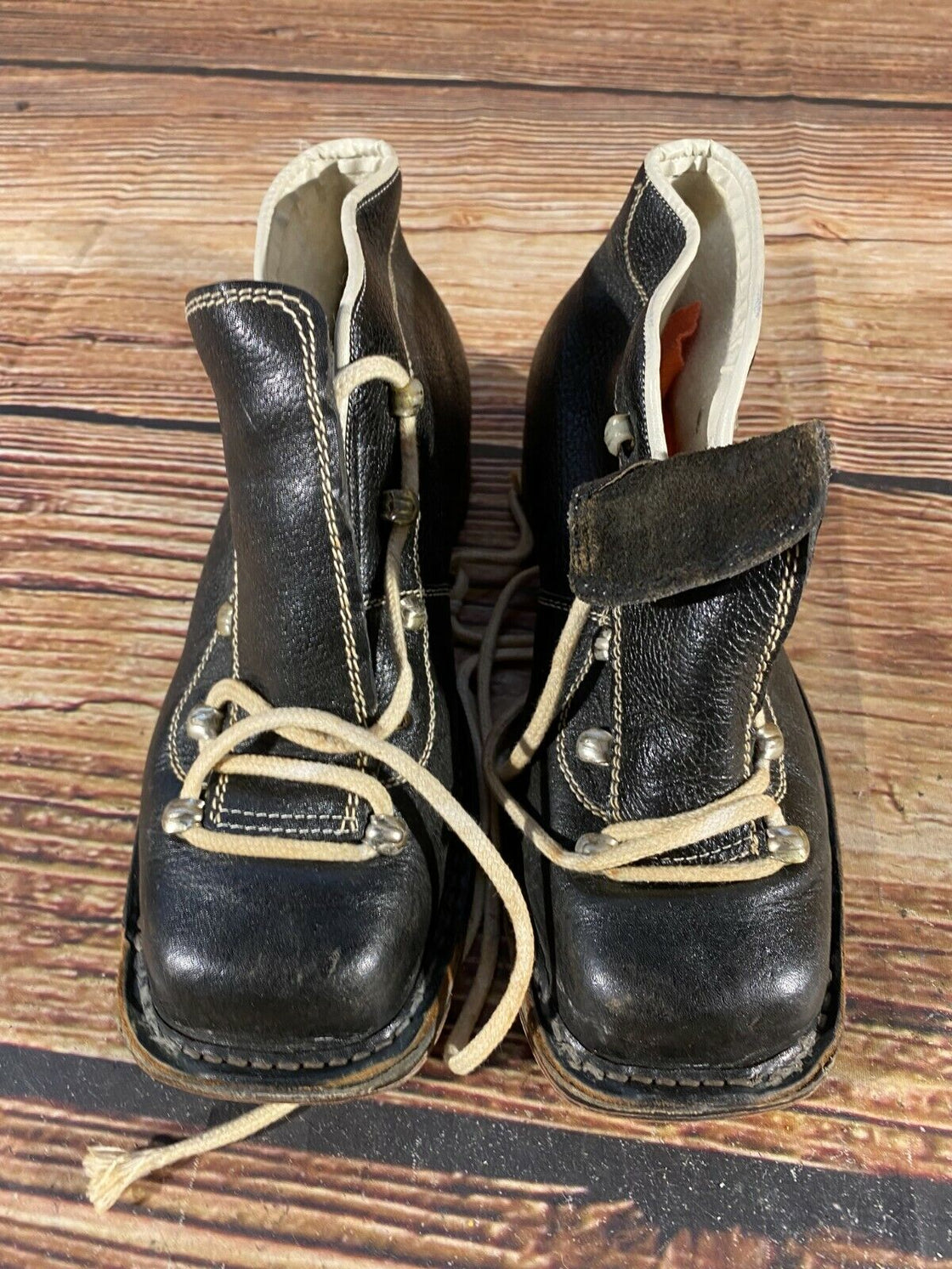 Aaltonen Vintage Cross Country Ski Boots Kandahar Cable Binding EU37 US5.5 KL20