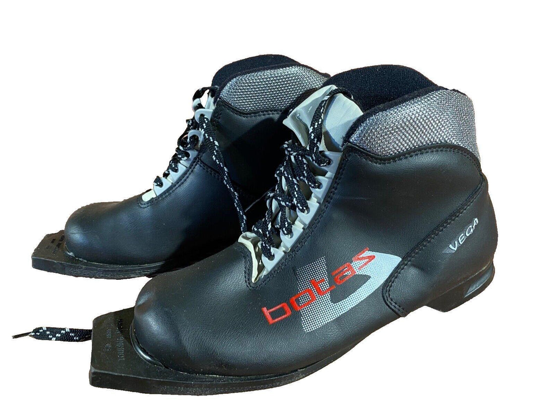 Botas Nordic Cross Country Ski Boots Size EU38 US6 for Touring Norm 3pin 50mm