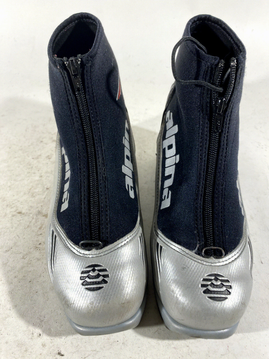 Alpina ST10 Nordic Cross Country Classic Ski Boots Size EU38 US6 for NNN 551