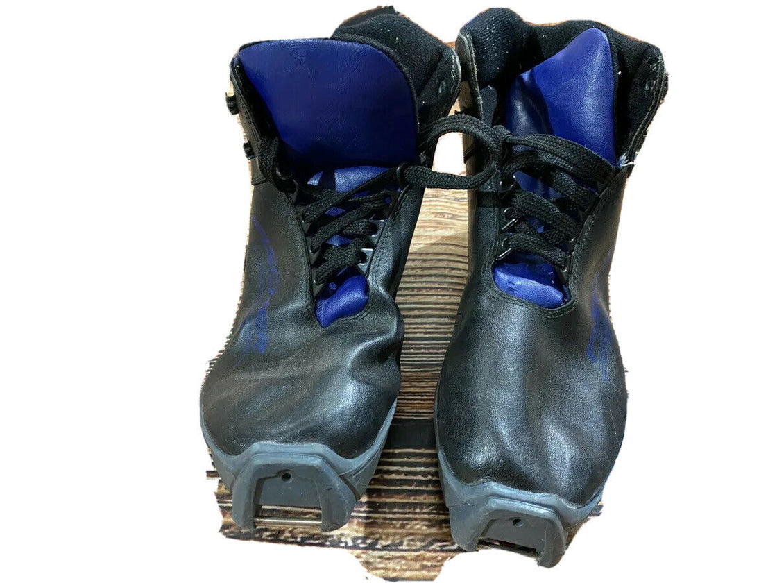 FISCHER Nordic Cross Country Ski Boots Size EU42 US9  SNS Profil