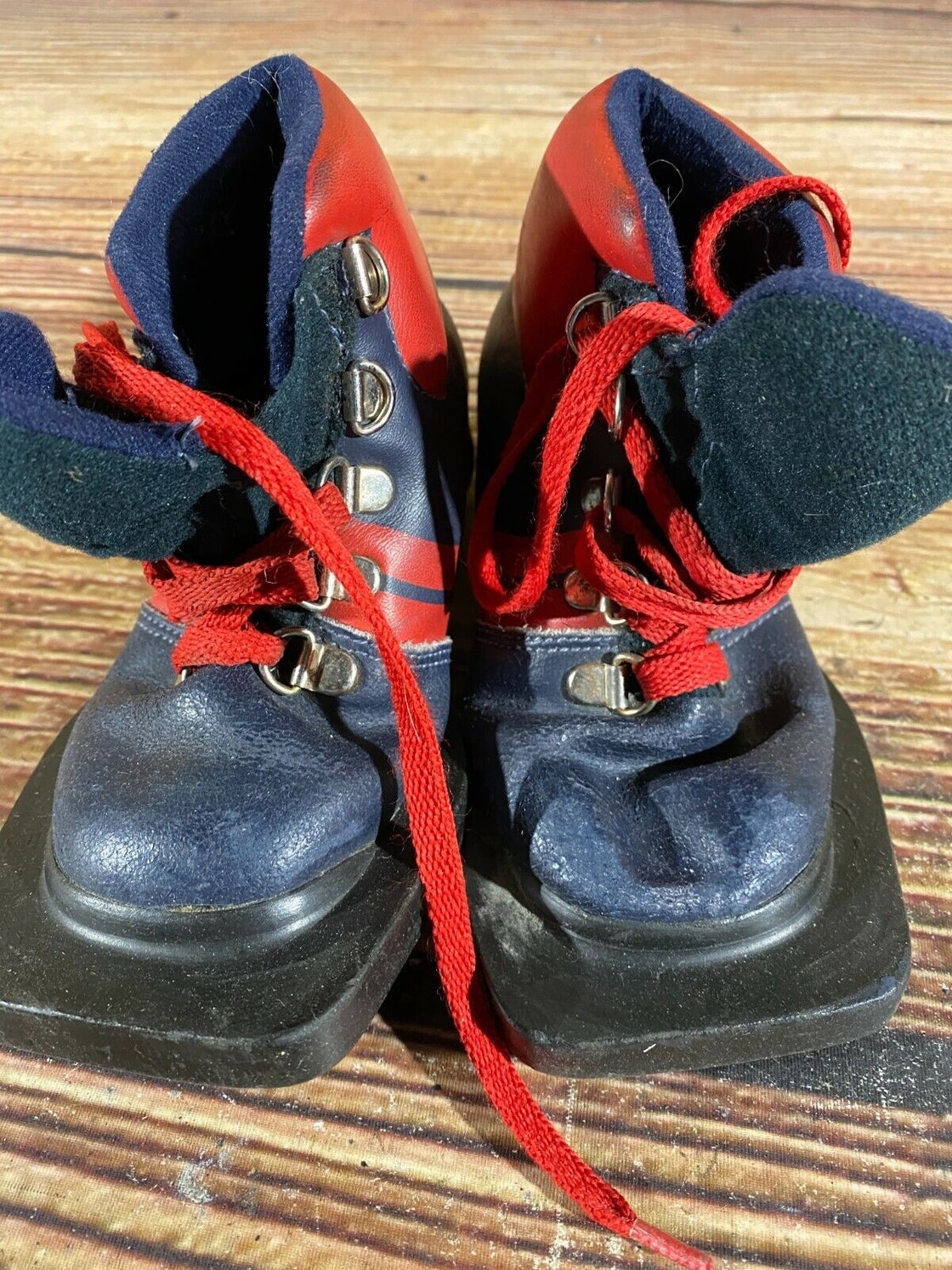 Alaska Nordic Norm Cross Country Ski Boots SizeEU25 US8.5 NN 75mm