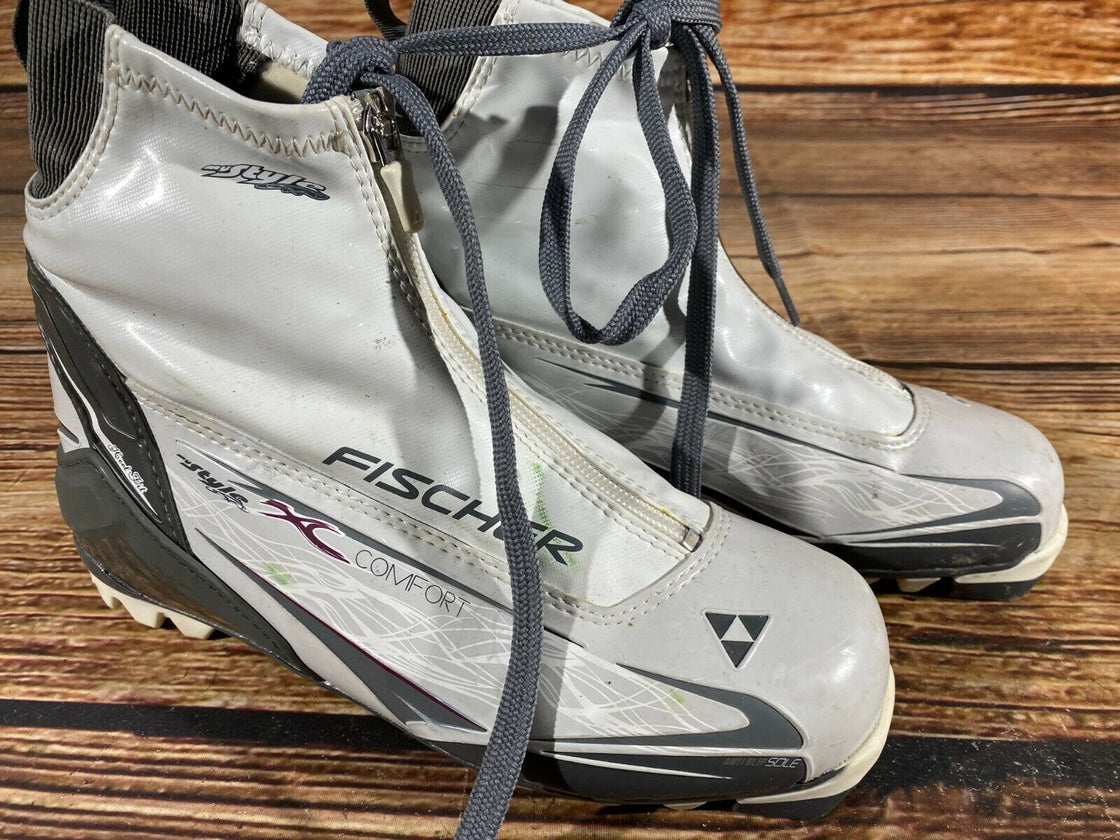 Fischer XC Comfort Nordic Cross Country Ski Boots Size EU39 US7 NNN