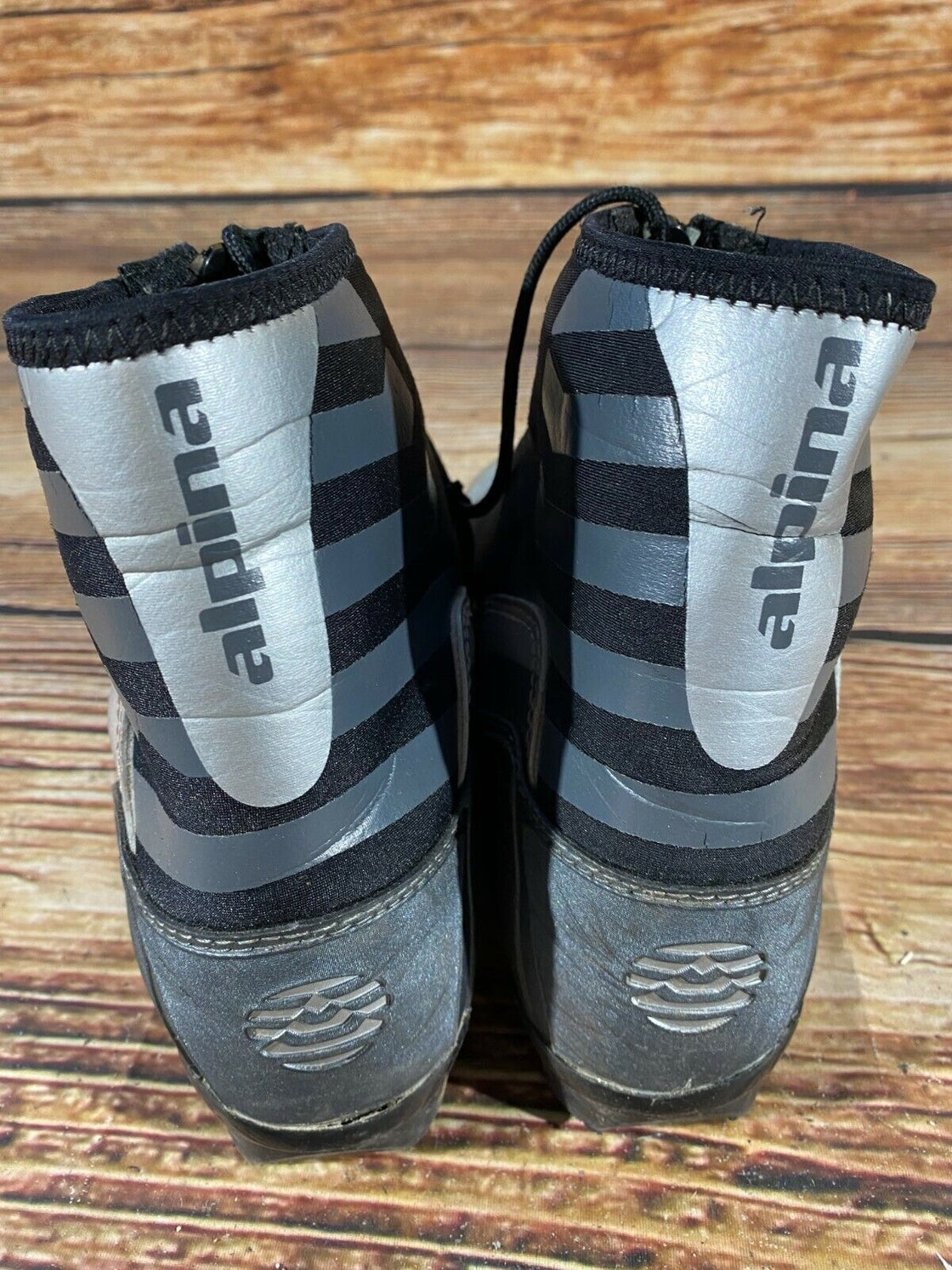 Alpina T10 Nordic Cross Country Ski Boots Size EU39 US7 NNN bindings