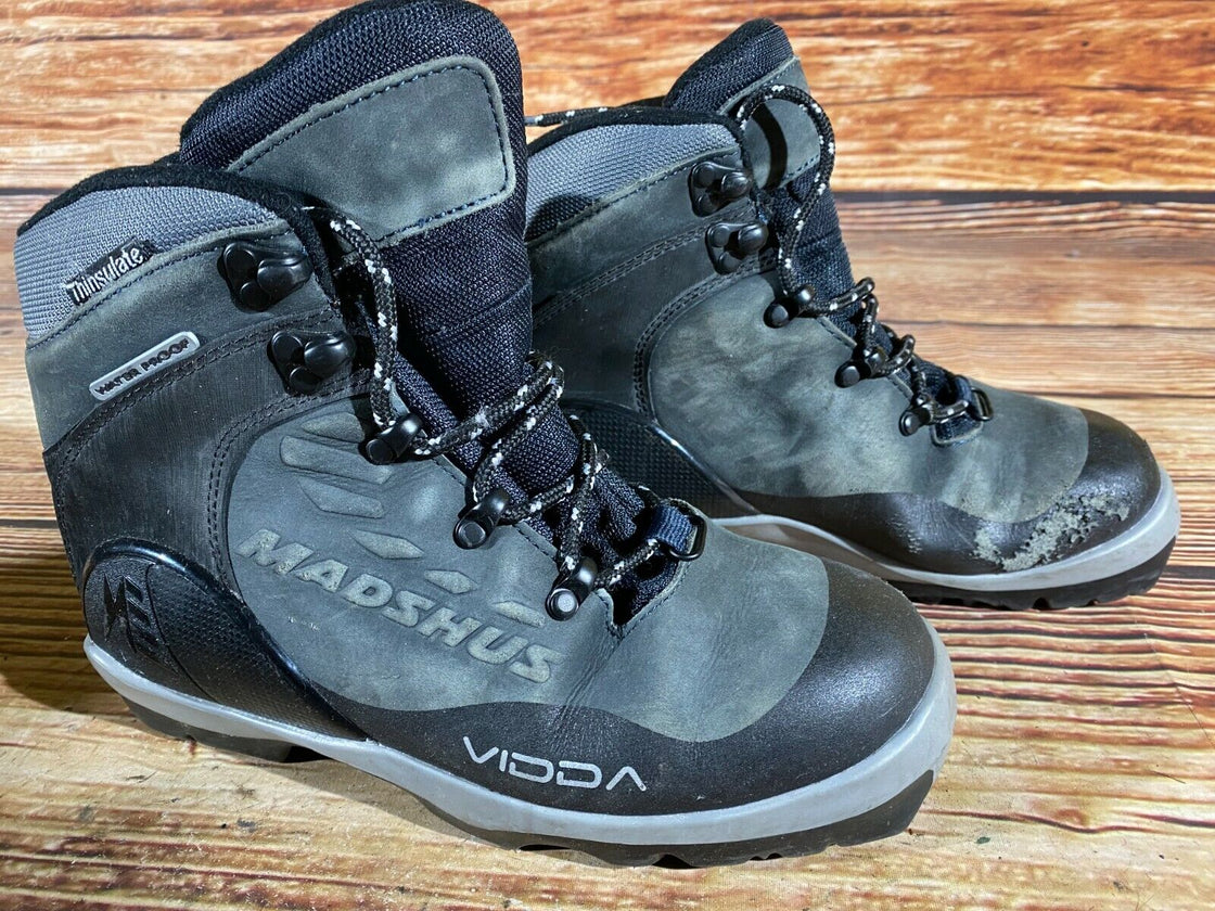 Madshus Vidda Back Country Nordic Cross Country Ski Boots Size EU38 US5.5 NNN BC