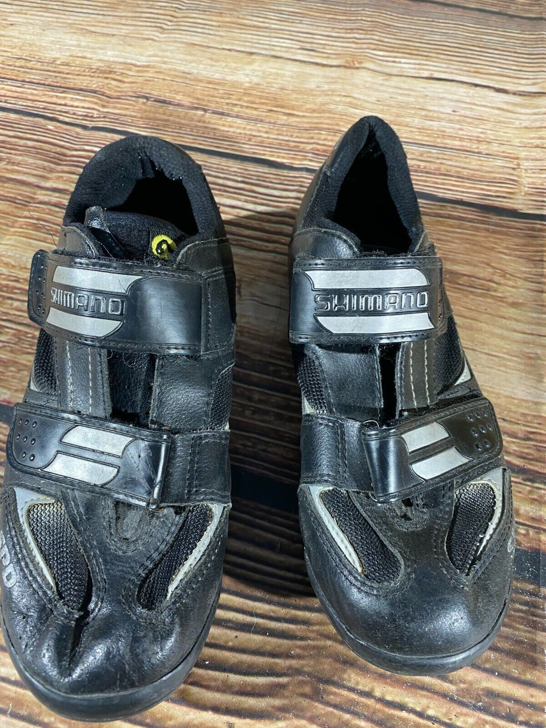 SHIMANO M071 Cycling MTB Shoes Mountain Biking Boots Size EU 42 with SPD Cleats