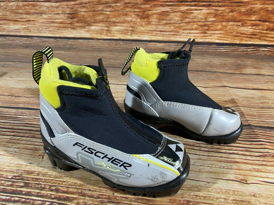 Fischer XJ Sprint Kids Nordic Cross Country Ski Boots Size EU27 US9.5 NNN F-76