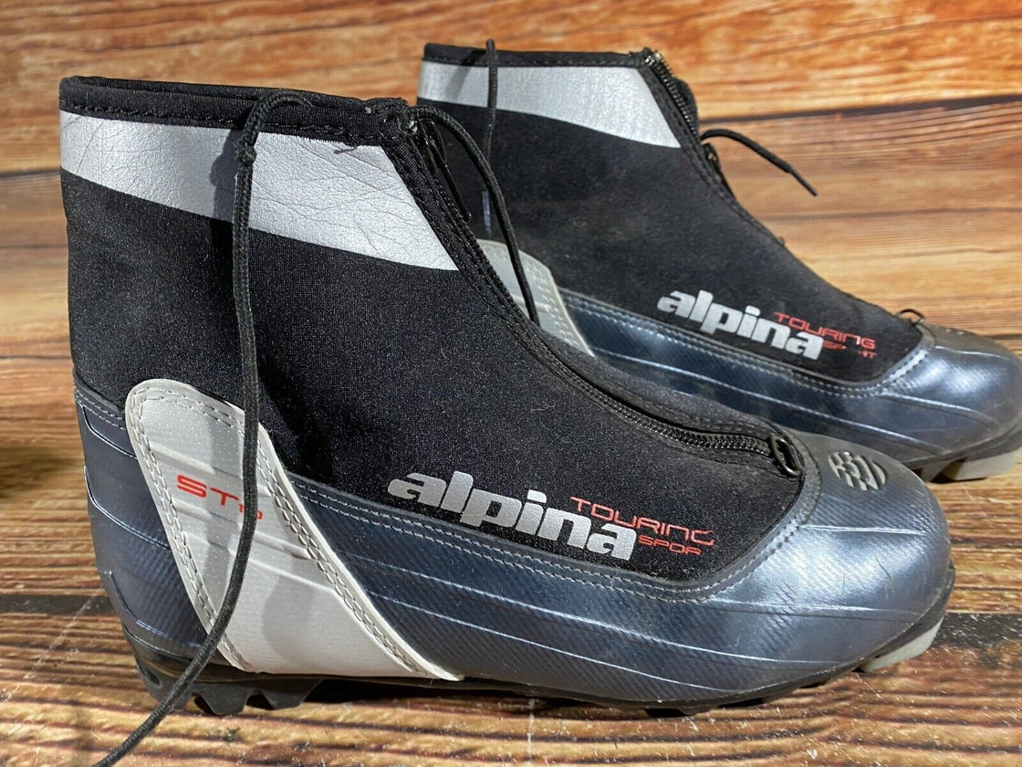 Alpina ST10 Nordic Cross Country Ski Boots Size EU39 US7 for NNN 715