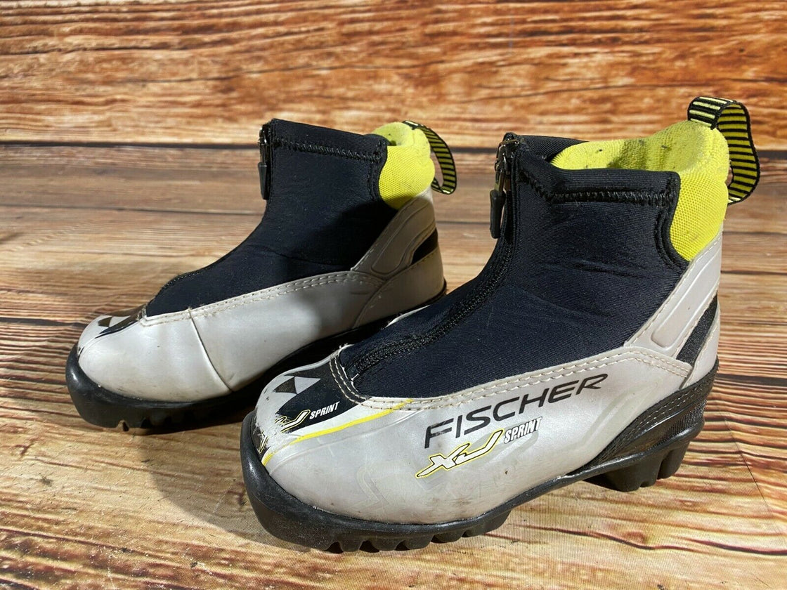 Fischer XJ Sprint Kids Nordic Cross Country Ski Boots Size EU28 US10.5  NNN F-78