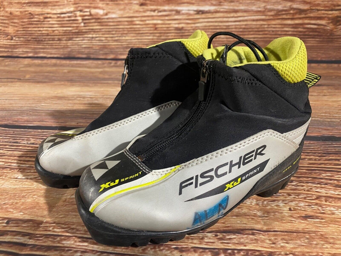 Fischer XJ Sprint Kids Cross Country Ski Boots Size EU32 US1.5 NNN F-481