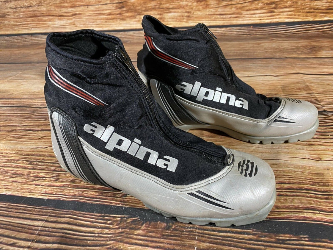 Alpina ST10 Nordic Cross Country Ski Boots Size EU41 US8 NNN bindings 905