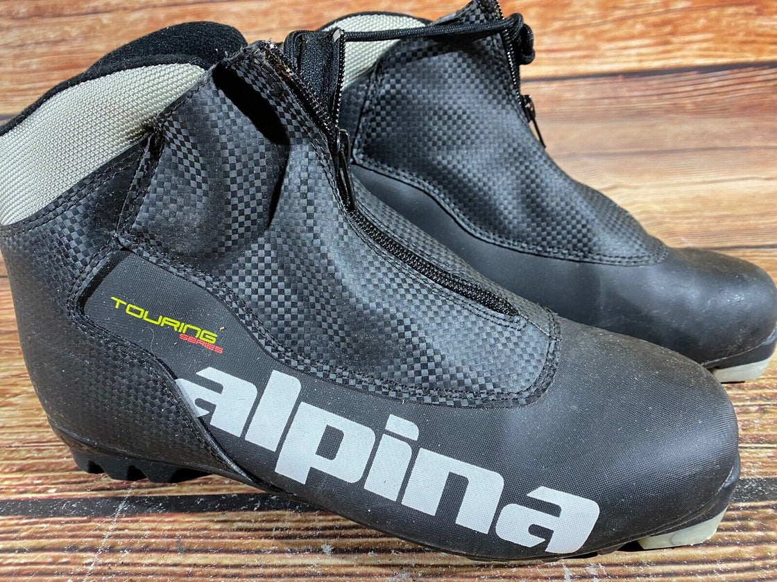 Alpina Touring Nordic Cross Country Ski Boots Size EU42 US9 for NNN