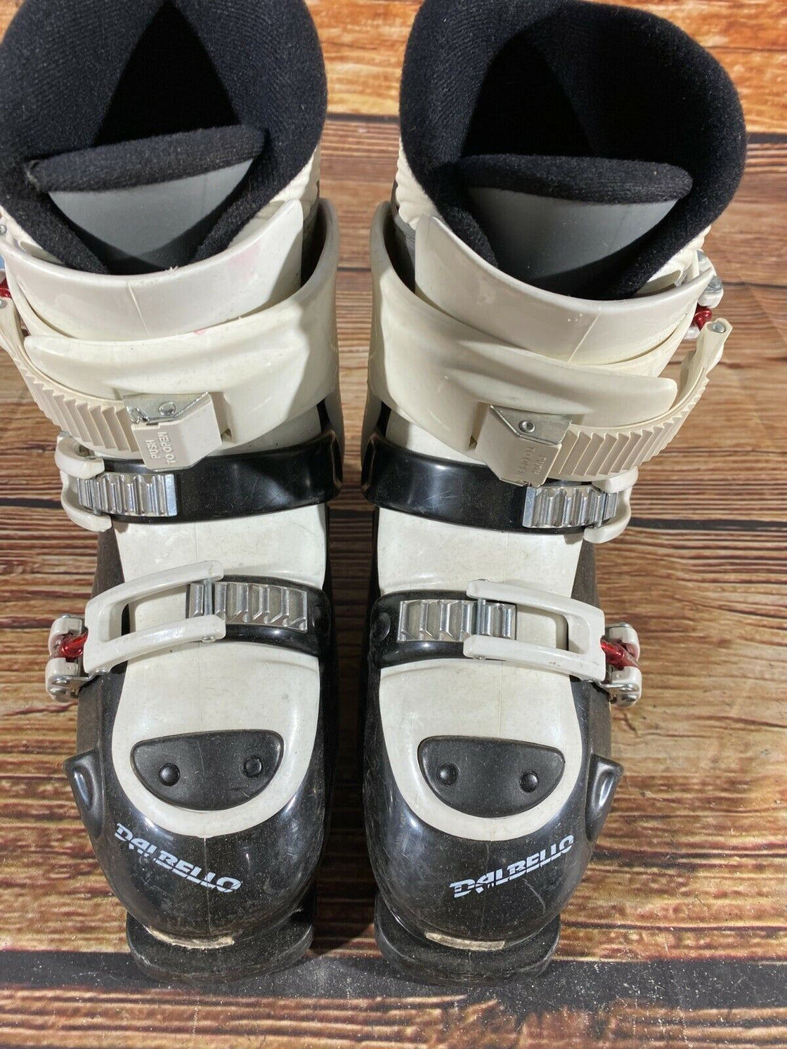 DALBELLO Alpine Ski Boots Size Mondo 235 mm, Outer Sole 267 mm DH131