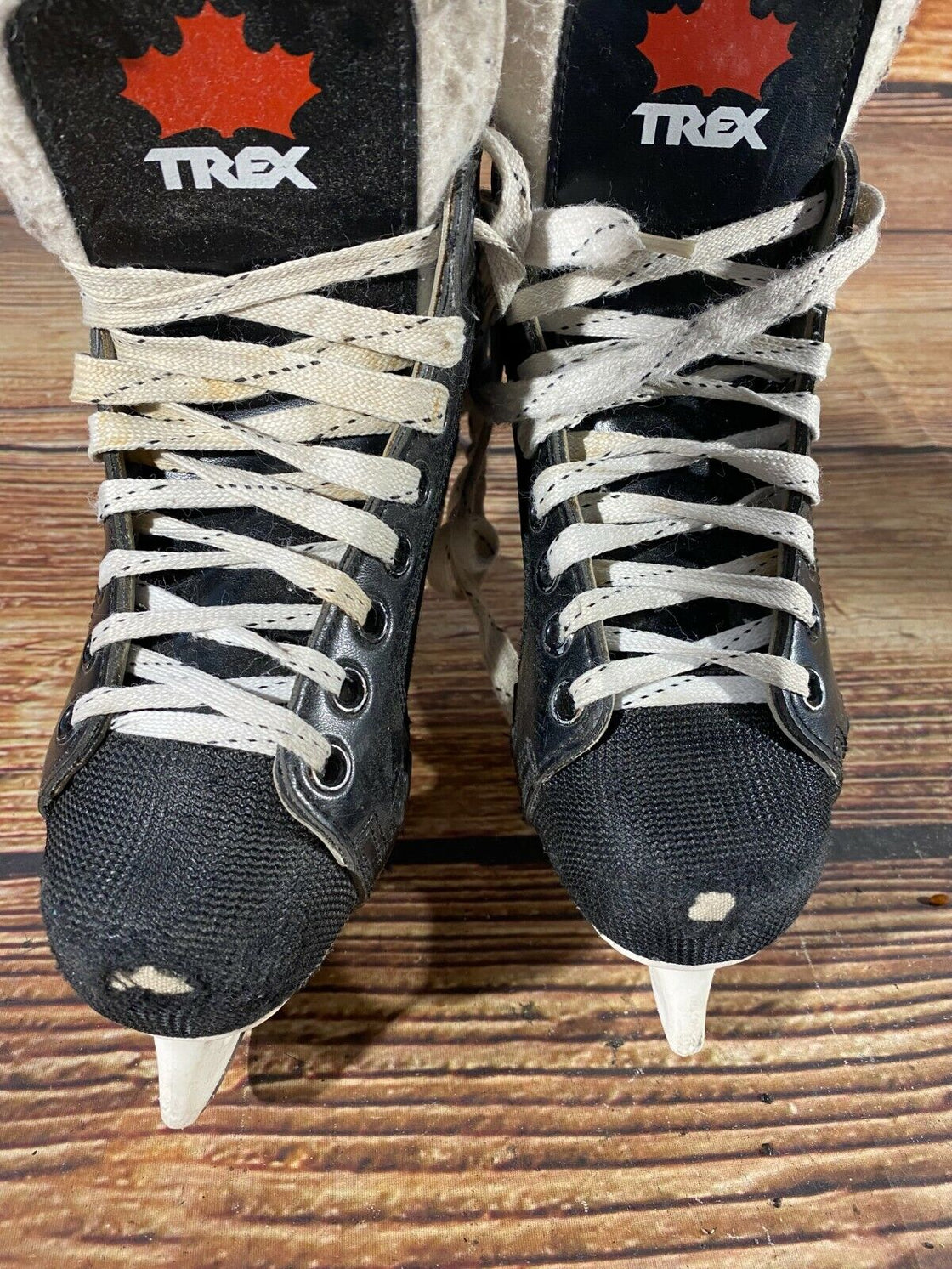 TREX Ice Skates for Ice Hockey Winter Ice Skating Kids  Size Mondo 210 IS52