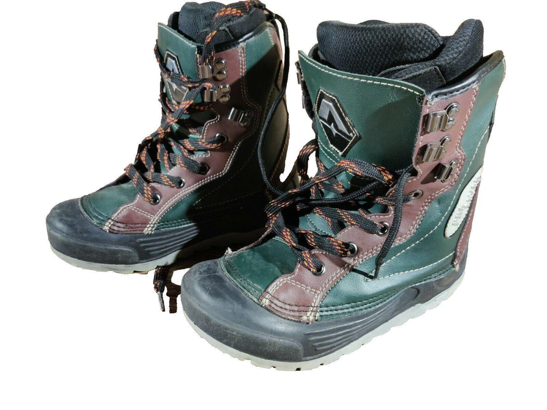 PRO FLYER Snowboard Boots Size EU40, US7, UK6, Mondo 265 mm A