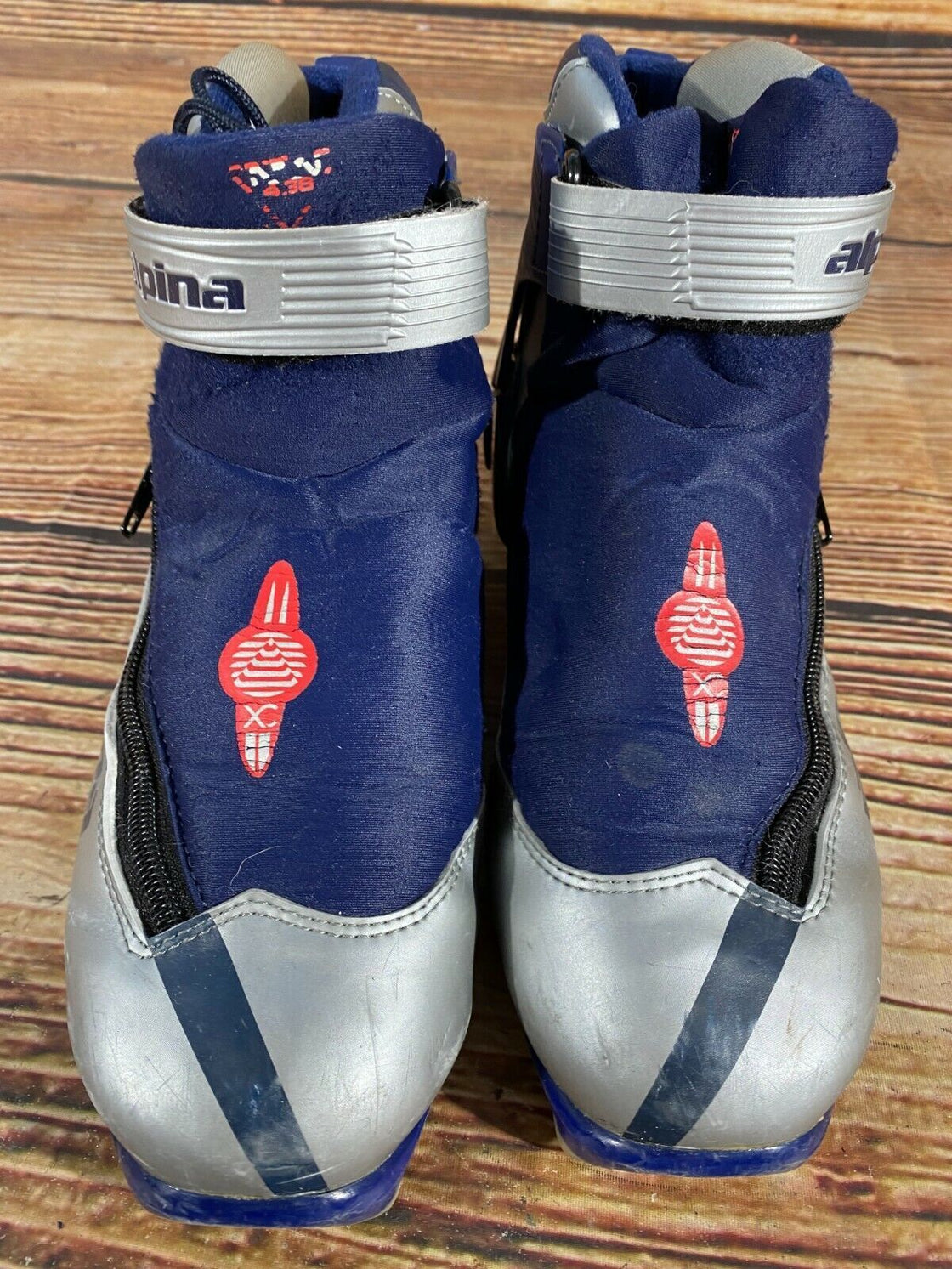 Alpina 438 Nordic Cross Country Ski Boots Size EU39 US7 NNN bindings