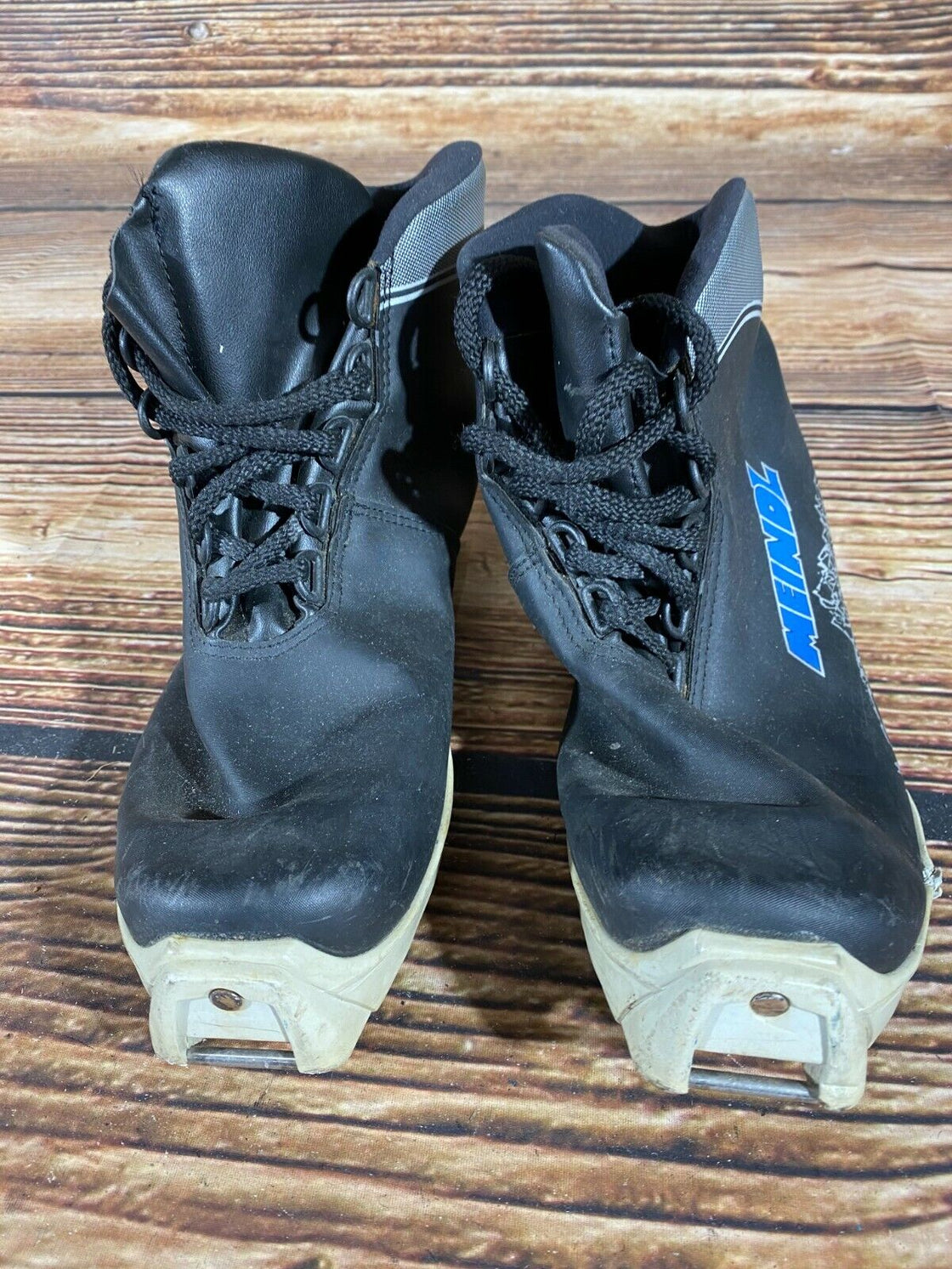 Meindl Nordic Cross Country Ski Boots Size EU40US7.5  SNS Profil