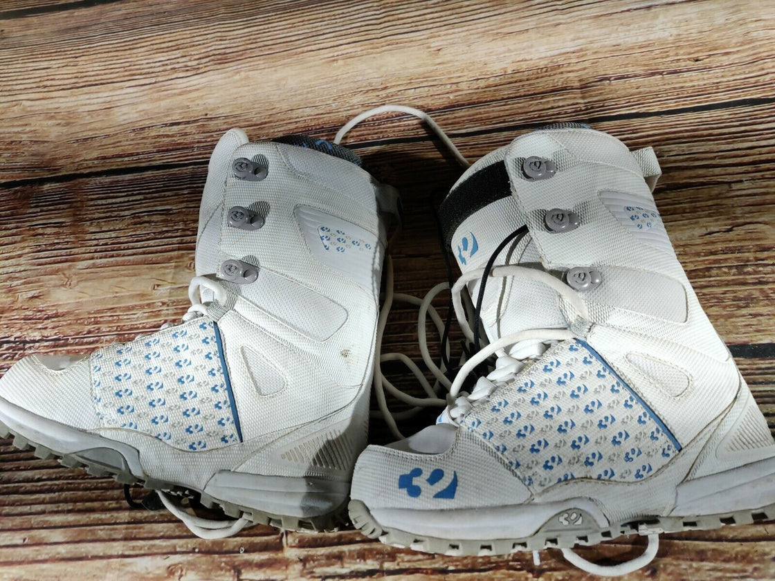 THIRTY TWO Snowboard Boots Ladies Size EU37, US6.5, UK4, Mondo 235 mm A