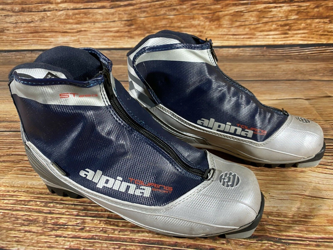 Alpina ST28 Nordic Cross Country Ski Boots Size EU42 US9 NNN bindings