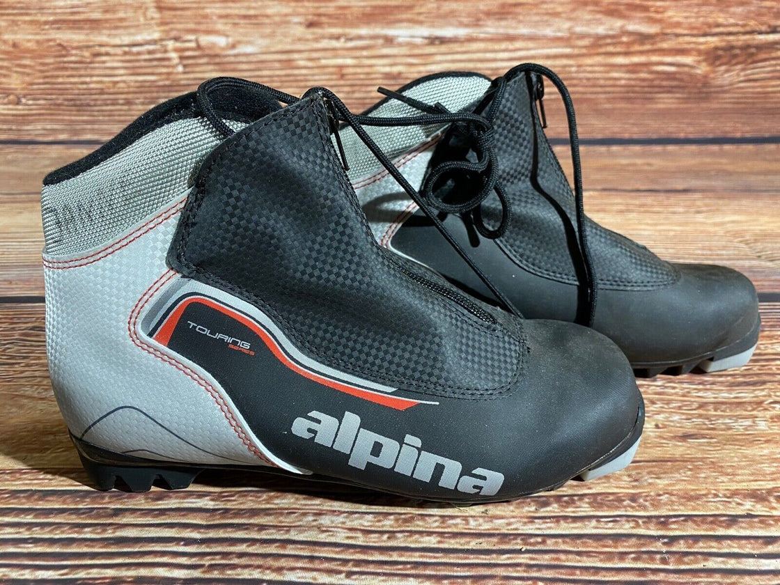 Alpina Touring Nordic Cross Country Ski Boots Size EU39 US7 for NNN