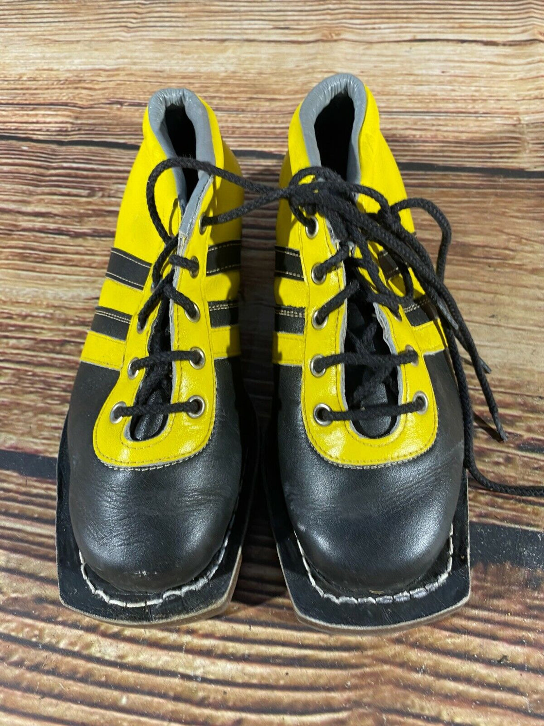 RENNSTEIG Vintage Cross Country Ski Boots Kandahar Old Cable Bindings EU37 US5